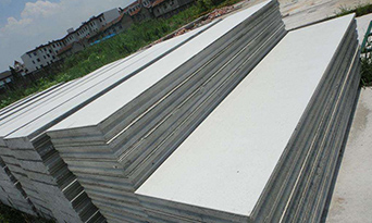 輕質(zhì)復(fù)合墻板的安裝使用